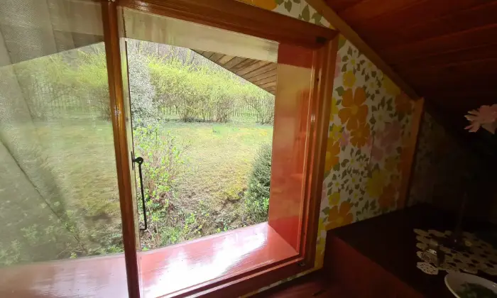 Rexer-Valduggia-Vendesi-Villa-a-localit-Val-Piana-a-Valduggia-CAMERA-DA-LETTO