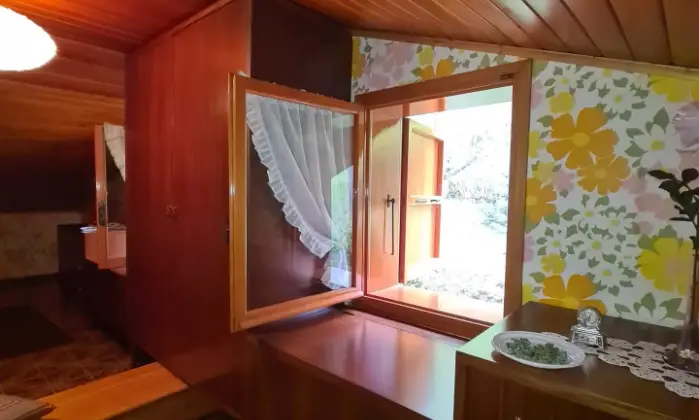 Rexer-Valduggia-Vendesi-Villa-a-localit-Val-Piana-a-Valduggia-CAMERA-DA-LETTO