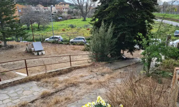 Rexer-Vicopisano-CASOLARE-RUSTICO-VICOPISANO-Giardino
