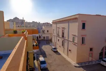 Rexer-Alezio-Appartamento-completo-di-tutto-e-ristrutturato-da-poco-Alezio-Terrazzo