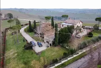 Rexer-Arcevia-Villa-in-campagna-in-vendita-a-Piticchio-di-ARCEVIA-AN-Terrazzo
