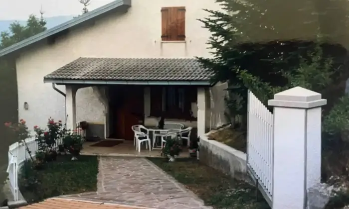 Rexer-Frassinoro-Villa-unifamiliare-in-vendita-in-via-Alpina-Centro-Frassinoro-Giardino