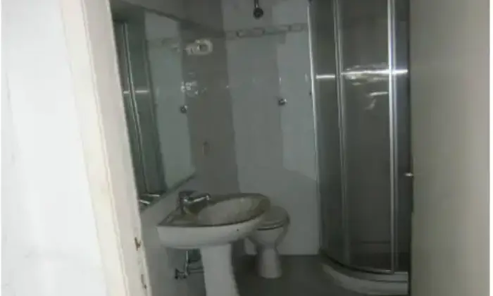 Rexer-Montevarchi-Appartamento-su-piani-in-vendita-a-Montevarchi-AR-Bagno
