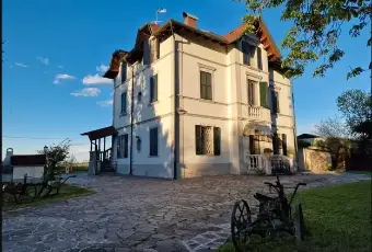 Rexer-Reggio-nellEmilia-VILLA-STORICA-TRIFAMILIARE-CON-AMPIO-GIARDINO-Giardino