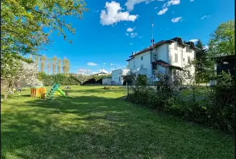 Rexer-Reggio-nellEmilia-VILLA-STORICA-TRIFAMILIARE-CON-AMPIO-GIARDINO-Giardino