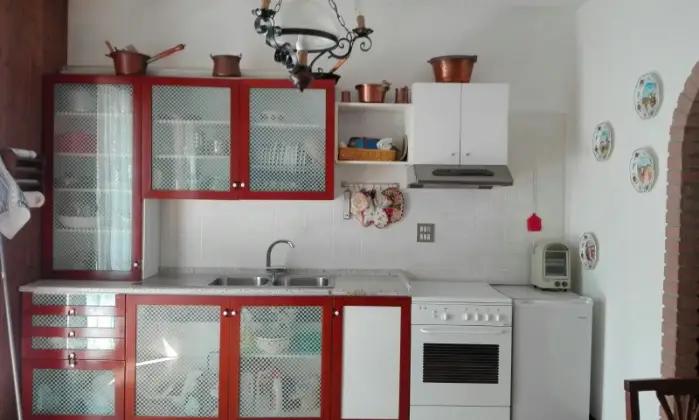 Rexer-Montecreto-Appartamento-in-centro-a-Montecreto-Cucina