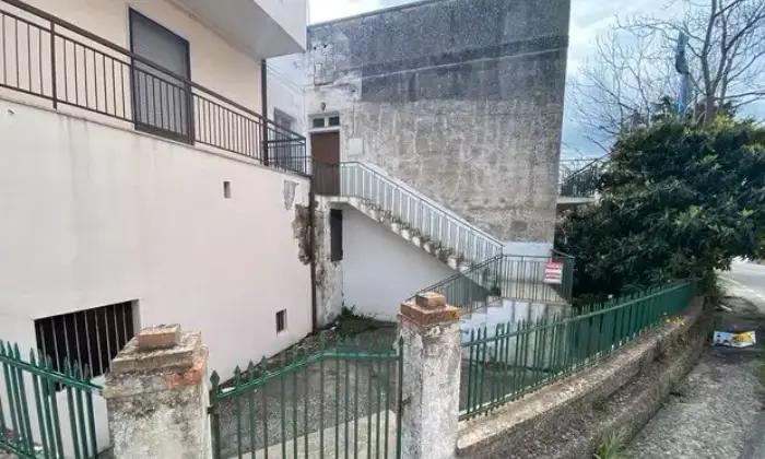 Rexer-Miglionico-Vendesi-casa-con-giardino-e-garage-Terrazzo