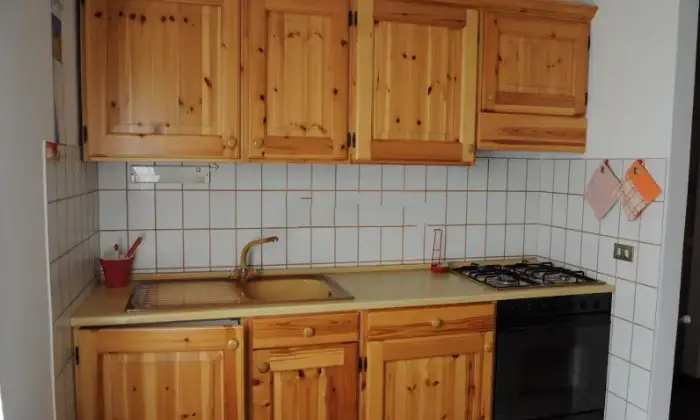 Rexer-Fiumalbo-Trilocale-in-vendita-in-via-Faidello-a-Fiumalbo-Cucina