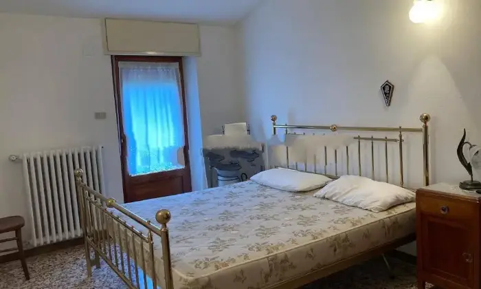 Rexer-Gavoi-Villa-unifamiliare-via-Taloro-Gavoi-CameraDaLetto