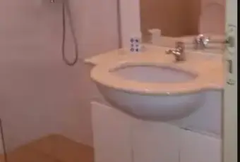 Rexer-Gioia-Tauro-Appartamento-mq-circa-in-vendita-a-GIOIA-TAURO-RC-Bagno