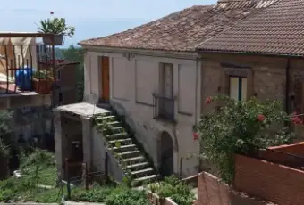 Rexer-Nicotera-Vendesi-casa-a-Comerconi-frazione-di-Nicotera-Terrazzo