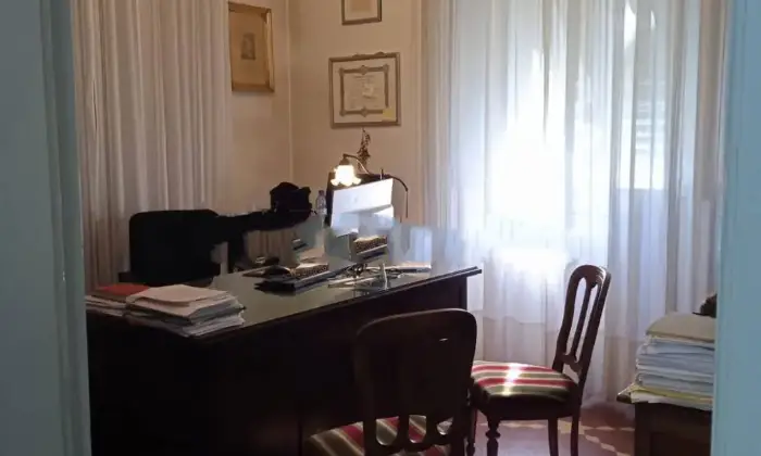 Rexer-Massa-Vendesi-villa-bifamiliare-viale-Roma-Rinchiostra-Quercioli-Massa-Altro