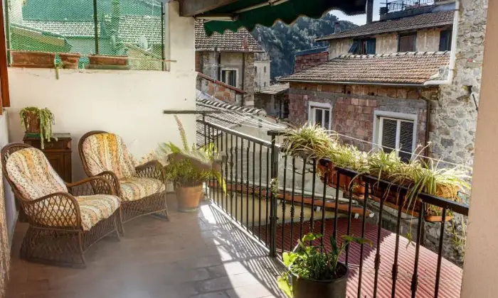 Rexer-Dolceacqua-Quadrilocale-via-Vigliani-Dolceacqua-Terrazzo