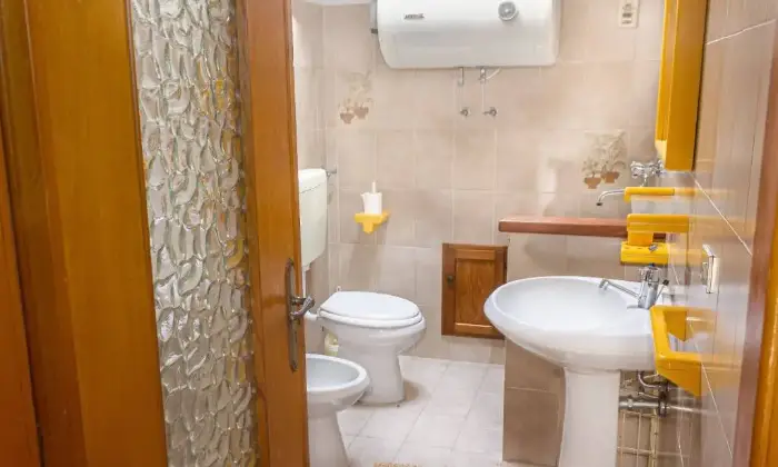Rexer-Dolceacqua-Quadrilocale-via-Vigliani-Dolceacqua-Bagno