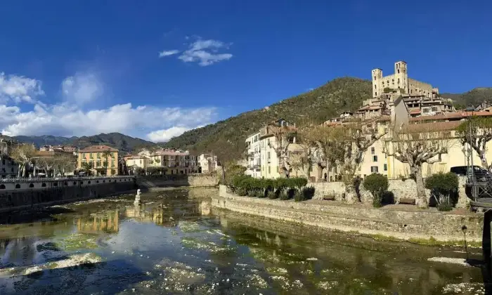 Rexer-Dolceacqua-Quadrilocale-via-Vigliani-Dolceacqua-Vista