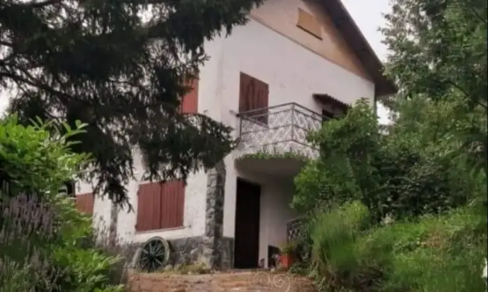 Rexer-Ponzone-Villa-Casa-indipendente-in-Frazione-Toleto-Ponzone-Facciata