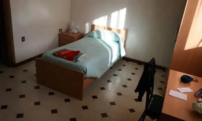 Rexer-Foggia-APPARTAMENTO-arredato-a-FOGGIA-FG-zona-centrale-CameraDaLetto