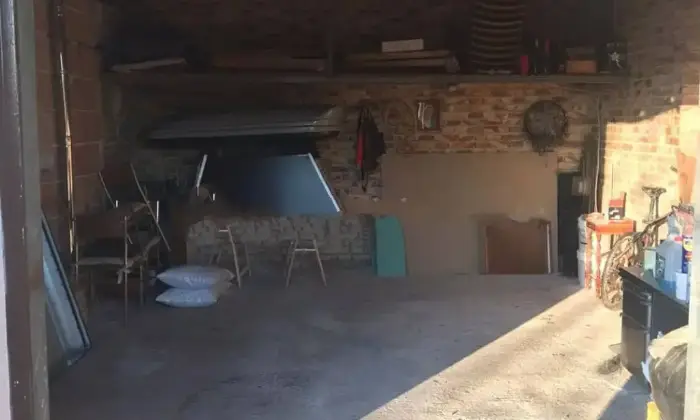 Rexer-Corinaldo-Casa-colonica-Strada-dei-Tre-Camini-Corinaldo-Garage