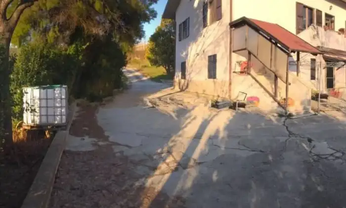 Rexer-Corinaldo-Casa-colonica-Strada-dei-Tre-Camini-Corinaldo-Terrazzo