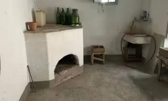 Rexer-Orani-Casa-padronale-del-su-due-livelli-pi-mansarda-Salone