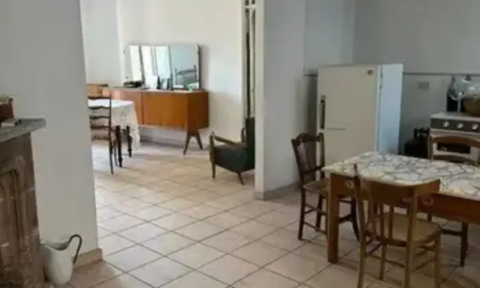 Rexer-Orani-Casa-padronale-del-su-due-livelli-pi-mansarda-Salone