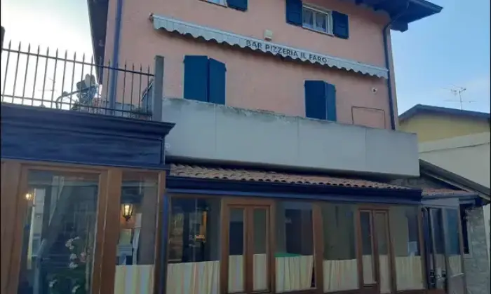 Rexer-Ventasso-CasaIndipendente-in-Via-del-Frassine-Ventasso-Terrazzo