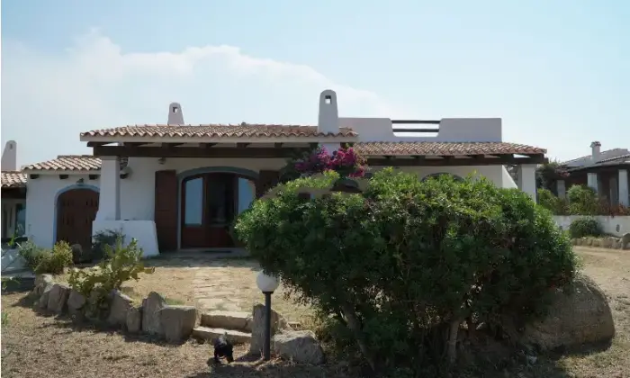 Rexer-Santa-Teresa-Gallura-Villa-in-vendita-a-Porto-Quadro-in-via-Razzoli-a-Santa-Teresa-Gallura-Giardino