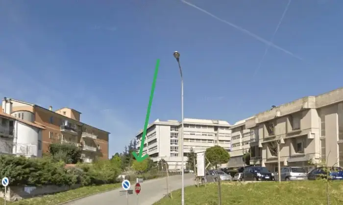 Rexer-Atri-Terreno-x-chioscoprefabbricato-HoReCa-entrata-principale-Ospedale-di-Atri-Altro