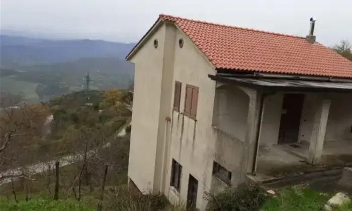 Rexer-Ascea-Vendesi-villetta-a-Catona-Facciata