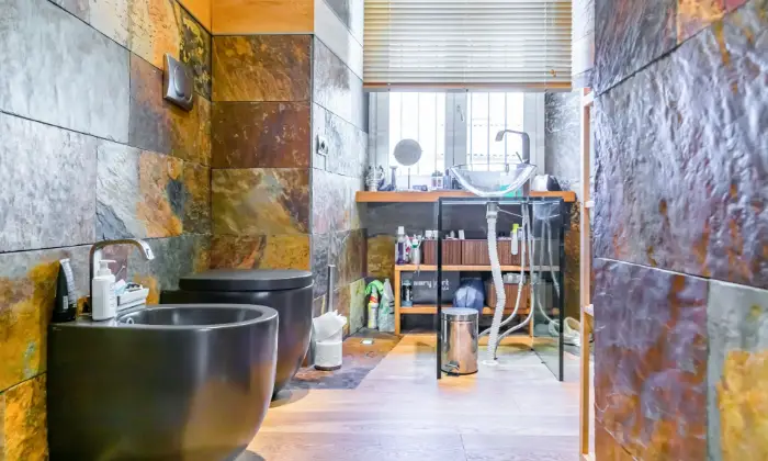 Rexer-Mortara-Immobile-spazioso-con-finiture-di-pregio-in-ex-convento-BAGNO