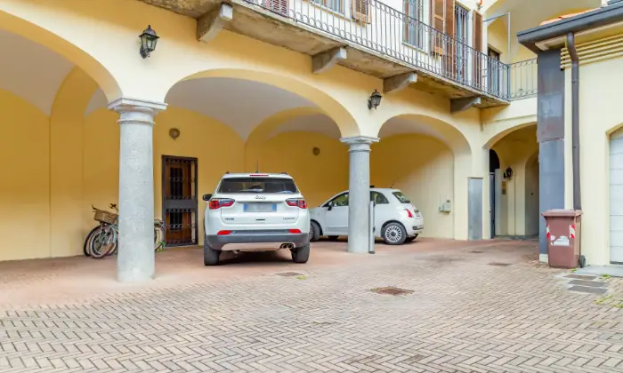 Rexer-Mortara-Immobile-spazioso-con-finiture-di-pregio-in-ex-convento-ESTERNO