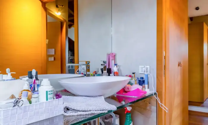 Rexer-Mortara-Immobile-spazioso-con-finiture-di-pregio-in-ex-convento-BAGNO