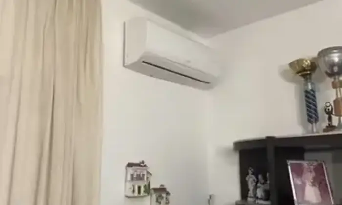 Rexer-Taranto-Vendesi-appartamento-a-Taranto-TA-Stanza