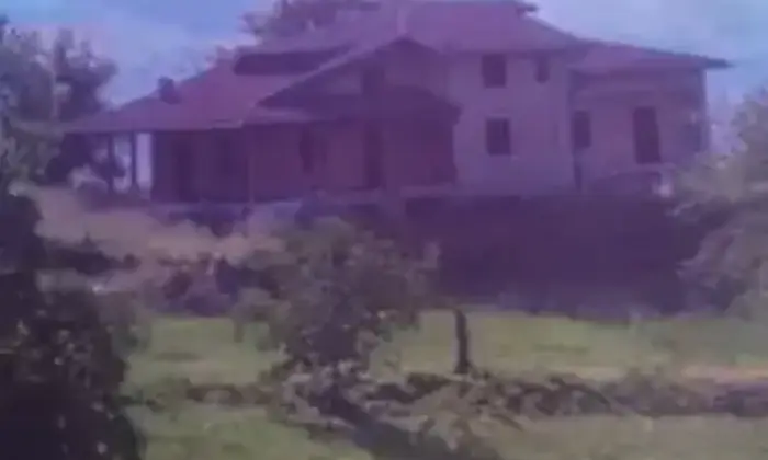 Rexer-Villa-Minozzo-Vendesi-Villa-al-grezzo-in-Via-Romitatico-a-Villa-Minozzo-Giardino