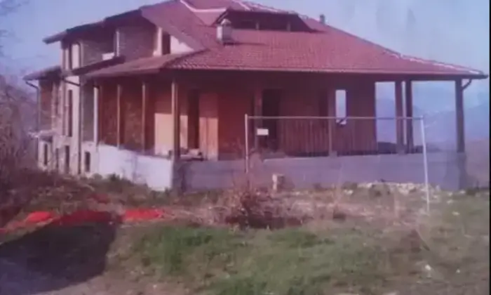 Rexer-Villa-Minozzo-Vendesi-Villa-al-grezzo-in-Via-Romitatico-a-Villa-Minozzo-Terrazzo