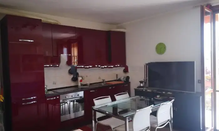 Rexer-Casalpusterlengo-Vendesi-appartamento-in-via-Stefano-Villa-Centro-Casalpusterlengo-Salone