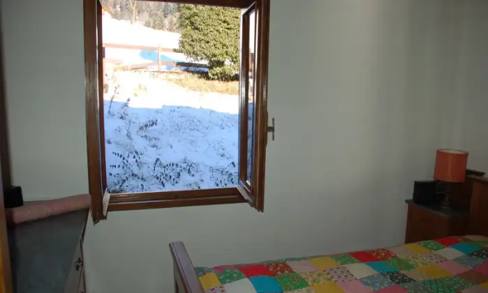 Rexer-Borno-LUMINOSA-VILLA-BIFAMIGLIARE-con-giardino-di-propriet-con-bellissima-vista-sulla-valle-Altro