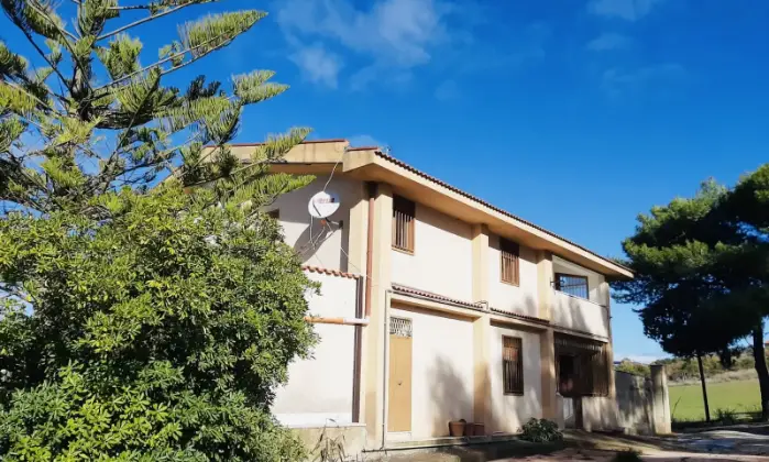 Rexer-Caltanissetta-OTTIMO-INVESTIMENTO-PER-STRUTTURA-ASSISTENZIALE-SANITARIA-O-ALTRO-Giardino