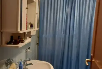 Rexer-Zagarolo-Vendesi-appartamento-in-via-Valle-del-Formale-Centro-Zagarolo-Bagno