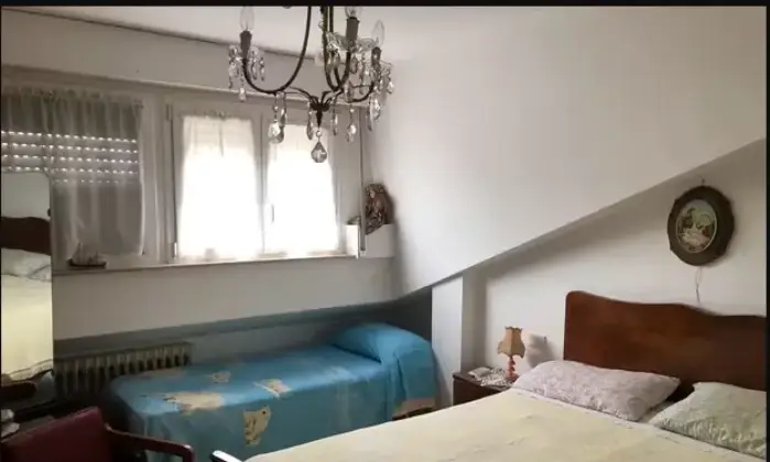 Rexer-Tolentino-Appartamento-in-vendita-in-via-Vitale-Vitali-a-Tolentino-CameraDaLetto