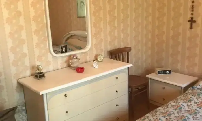 Rexer-San-Vito-Romano-Trilocale-viale-Pietro-Baccelli-San-Vito-Romano-Bagno