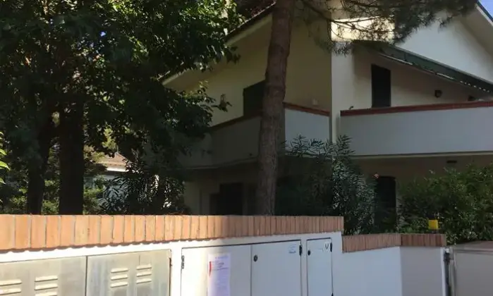 Rexer-Cervia-Villa-a-schiera-viale-Damiano-Chiesa-Milano-Marittima-Cervia-Facciata