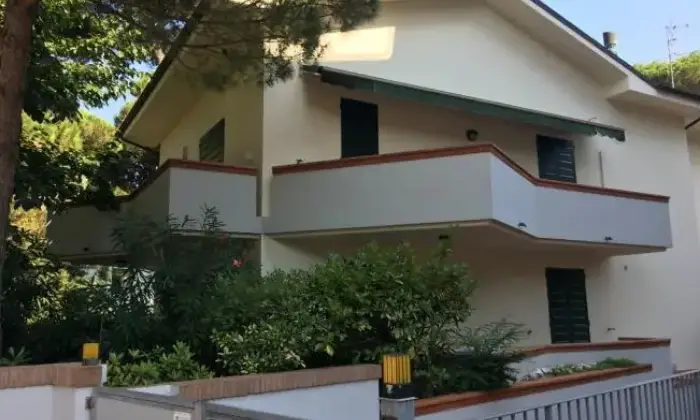 Rexer-Cervia-Villa-a-schiera-viale-Damiano-Chiesa-Milano-Marittima-Cervia-Facciata