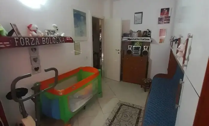 Rexer-Villafranca-in-Lunigiana-MS-Appartamento-arredato-al-piano-in-VILLAFRANCA-LUNIGIANA-CAMERA-DA-LETTO