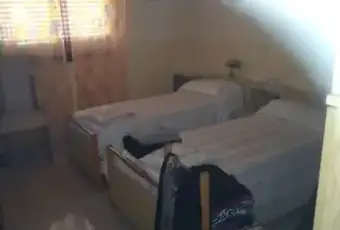 Rexer-Agrigento-Appartamento-ristrutturato-villaggio-Mos-ad-Agrigento-AG-CameraDaLetto