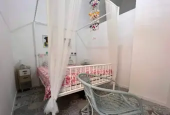 Rexer-Gaeta-Appartamento-in-Via-Faustina-Gaeta-Camera-matrimoniale