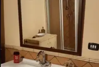 Rexer-Pescia-Casa-in-borgo-medioevale-Bagno