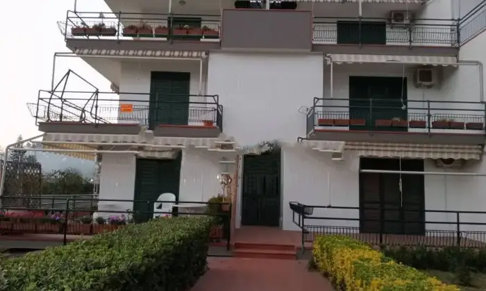 Rexer-Mascali-Vendesi-Appartamento-in-villa-via-Spiaggia-SantAnna-Mascali-Terrazzo