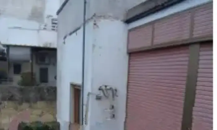 Rexer-Vernole-Appartamento-in-fase-di-ristrutturazione-Terrazzo