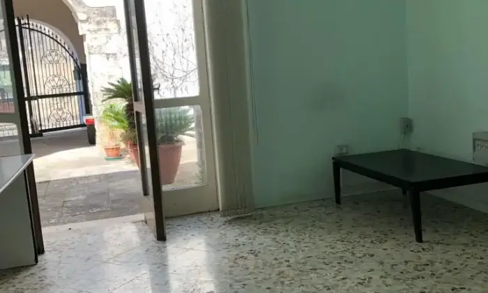 Rexer-Castri-di-Lecce-Immobile-A-con-corte-e-volte-a-stella-a-CASTRI-DI-LECCE-Cantina